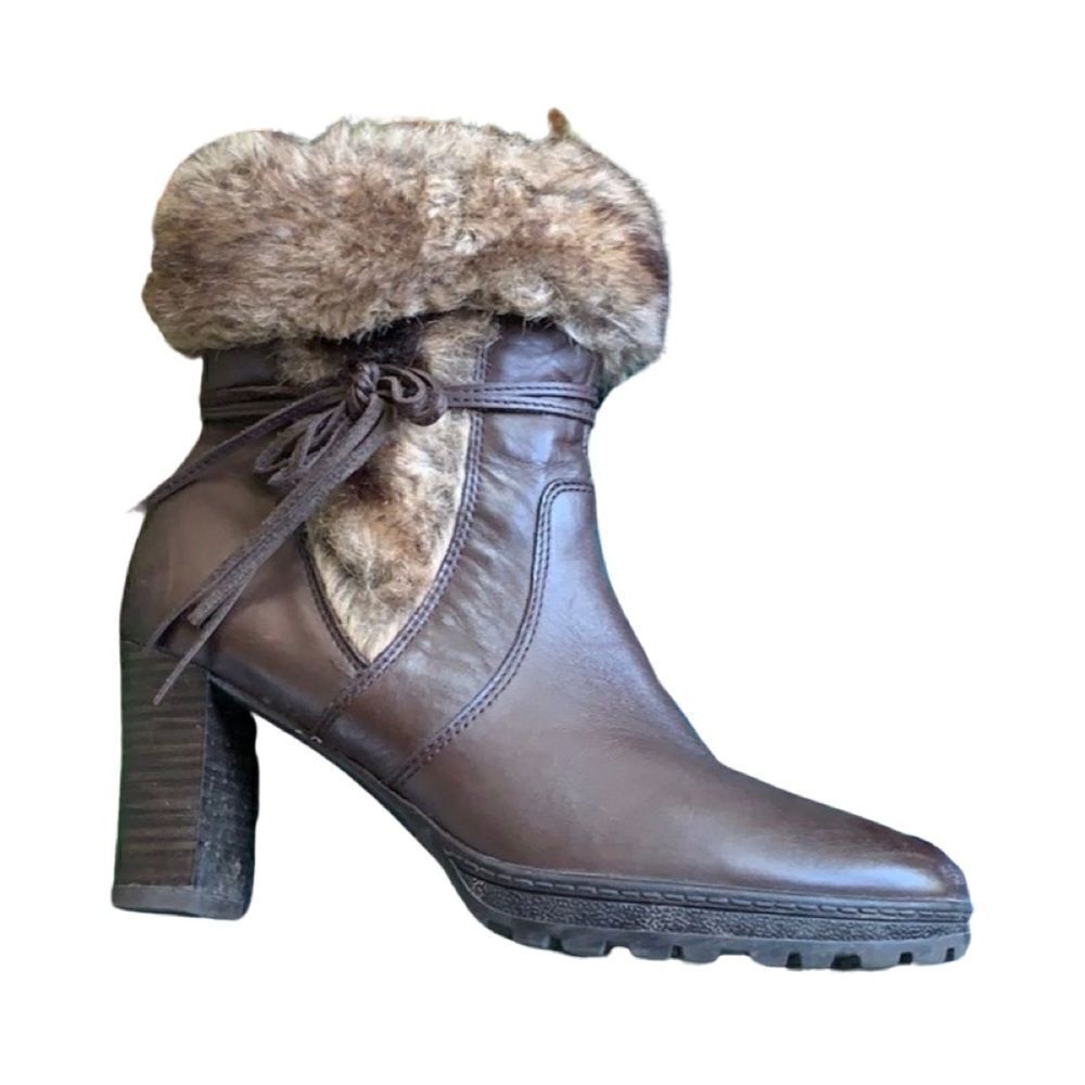 Caprice Women's Leather Faux Fur Heeled Brown Boots - Size 8